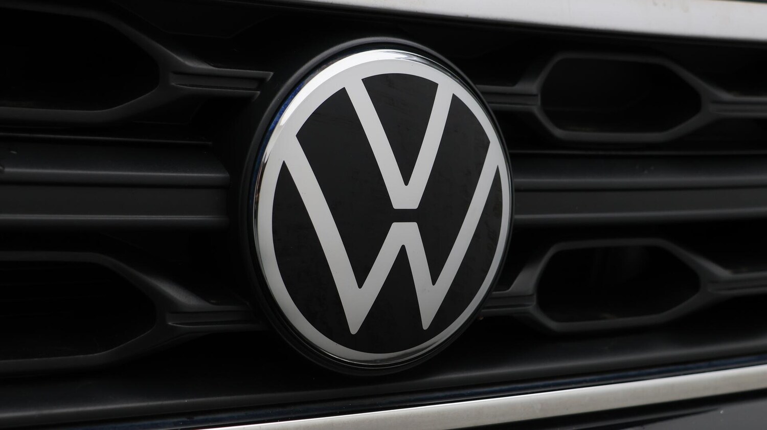 Used Volkswagen T-Roc 2022 for sale - 76153176: Photo 37