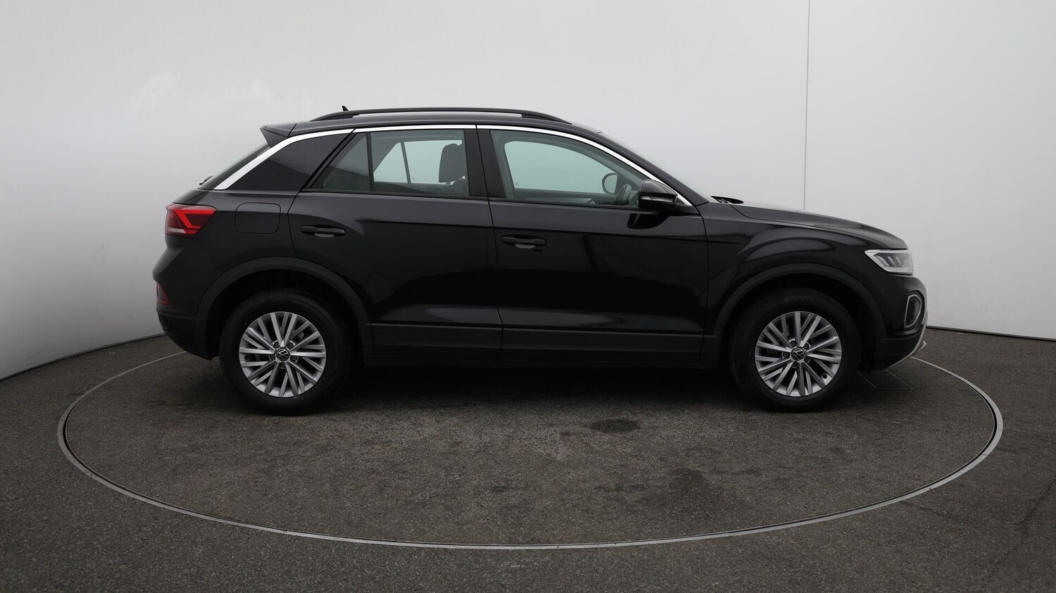 Used Volkswagen T-Roc 2022 for sale - 76153176: Photo 38