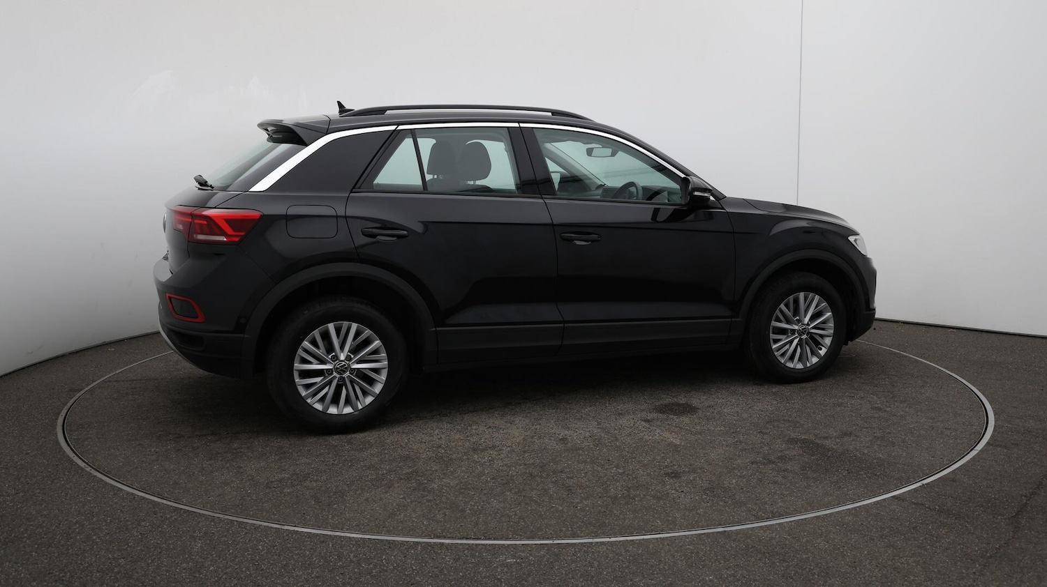 Used Volkswagen T-Roc 2022 for sale - 76153176: Photo 42