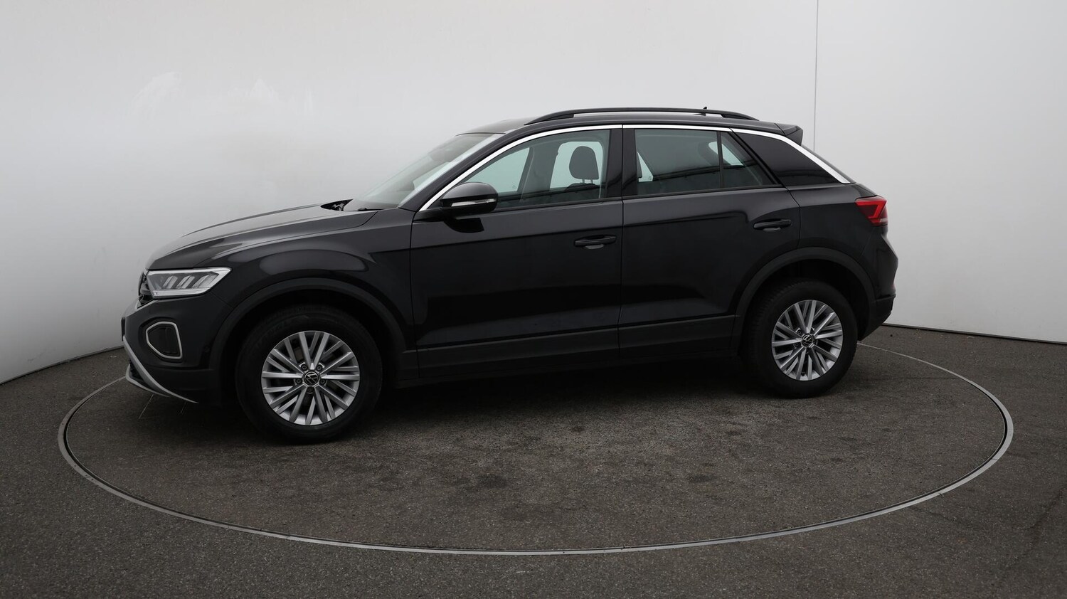 Used Volkswagen T-Roc 2022 for sale - 76153176: Photo 67