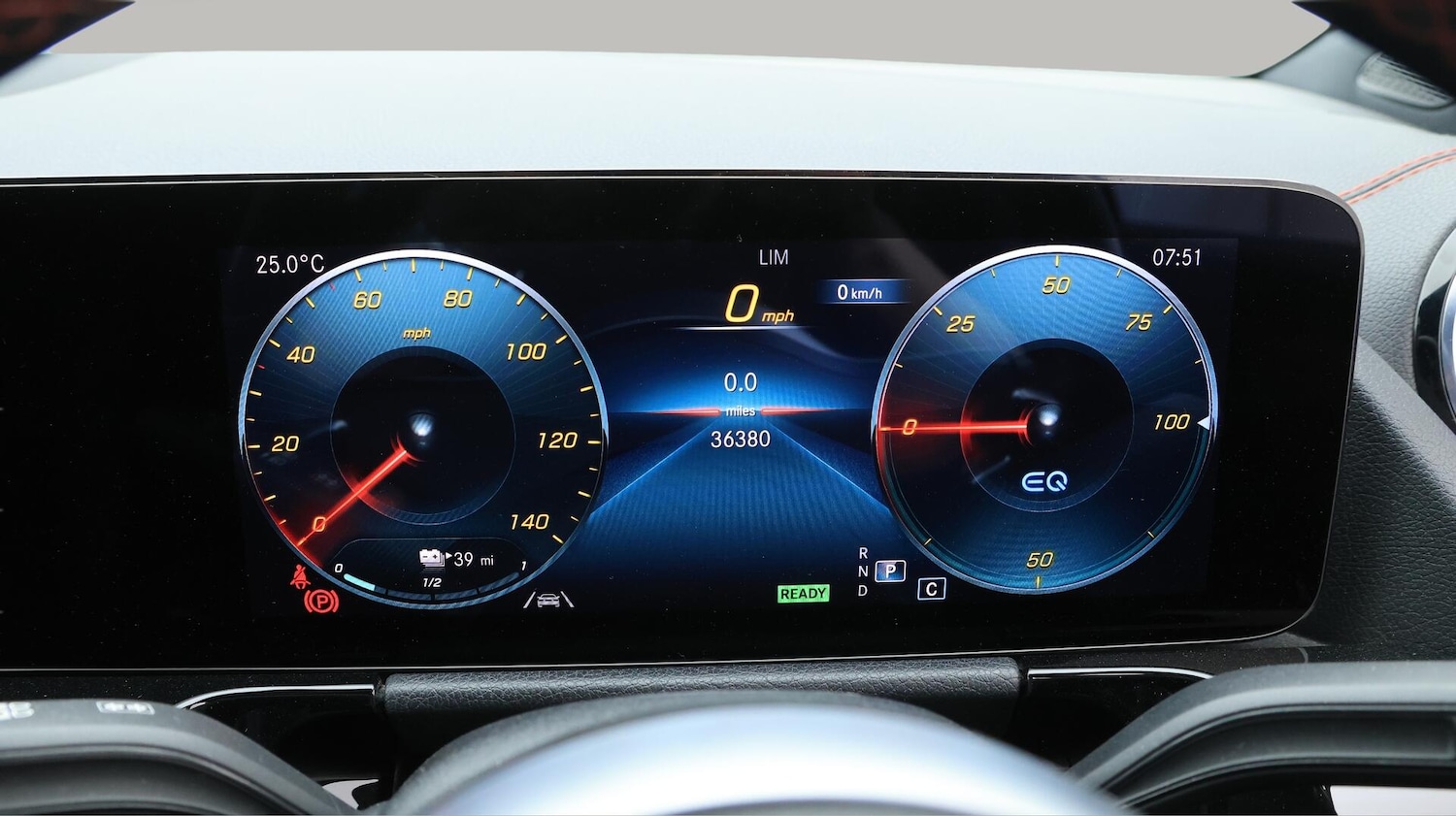 Used Mercedes-Benz EQA 2021 for sale - 76633266: Photo 11