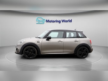 Used MINI Hatch 2020 for sale - 77774636: Photo