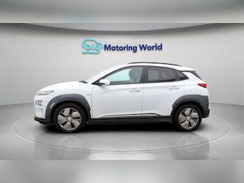 Used Hyundai KONA 2020 for sale - 77749666: Photo
