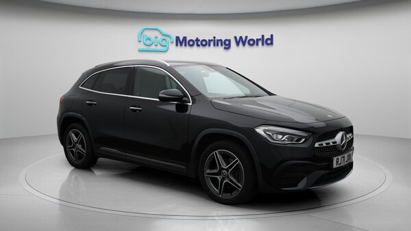 Used Mercedes-Benz GLA 2022 for sale - 76189525: Photo 2