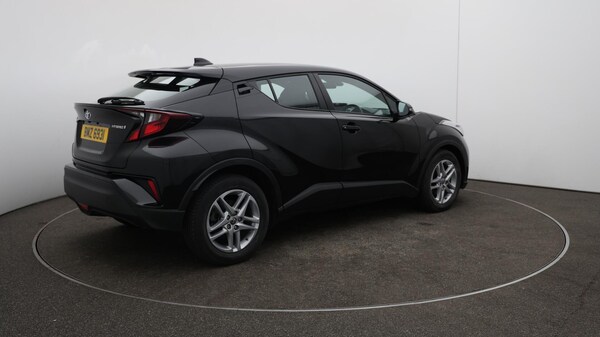 Used Toyota C-HR 2023 for sale - 75635389: Photo 52
