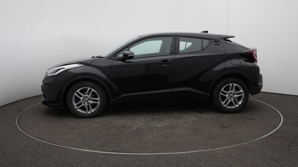 Used Toyota C-HR 2023 for sale - 75635389: Photo 64