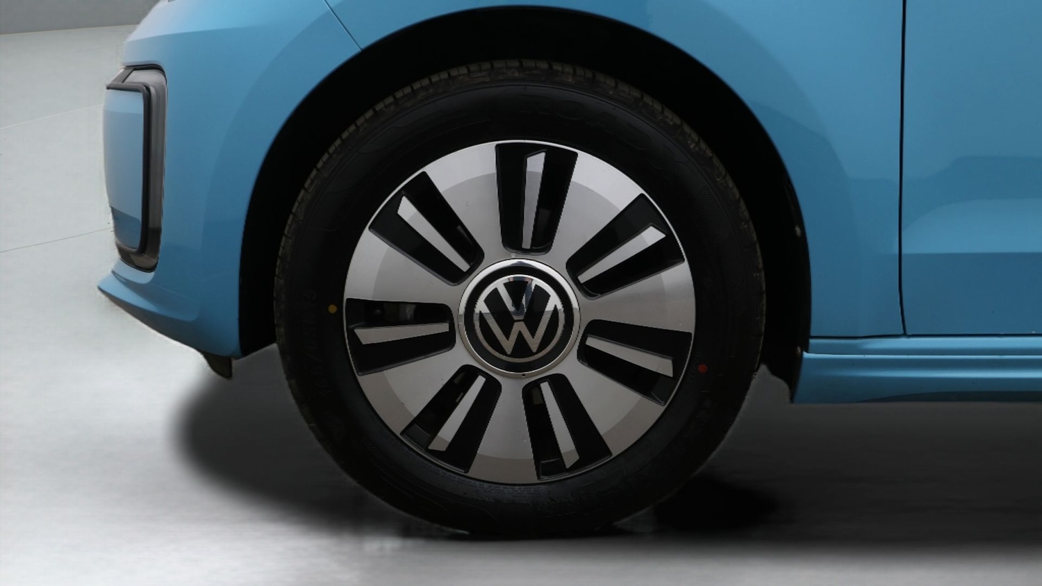 Used Volkswagen up! 2023 for sale - 77363239: Photo 18