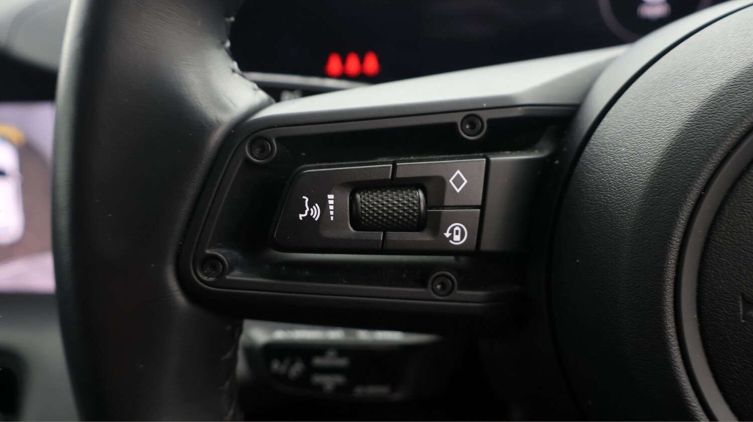 Used Porsche Taycan 2023 for sale - 77454283: Photo 23