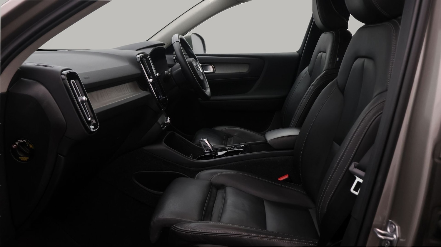 Used Volvo XC40 2021 for sale - 77652463: Photo 14