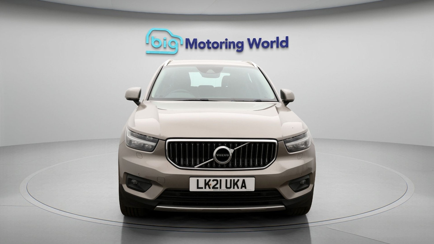 Used Volvo XC40 2021 for sale - 77652463: Photo 2