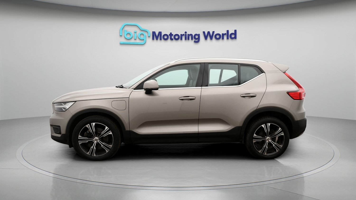 Used Volvo XC40 2021 for sale - 77652463: Photo 4