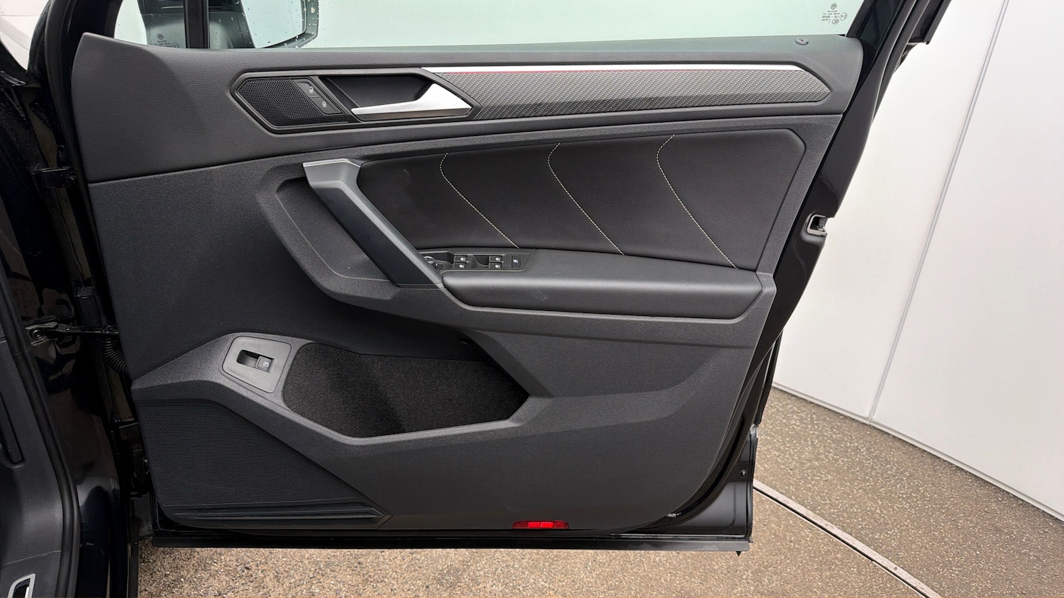 Used Volkswagen Tiguan 2023 for sale - 78083872: Photo 14