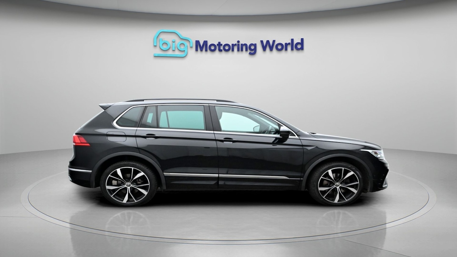 Used Volkswagen Tiguan 2023 for sale - 78083872: Photo 8