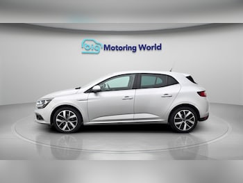 Used Renault Megane 2020 for sale - 79138043: Photo