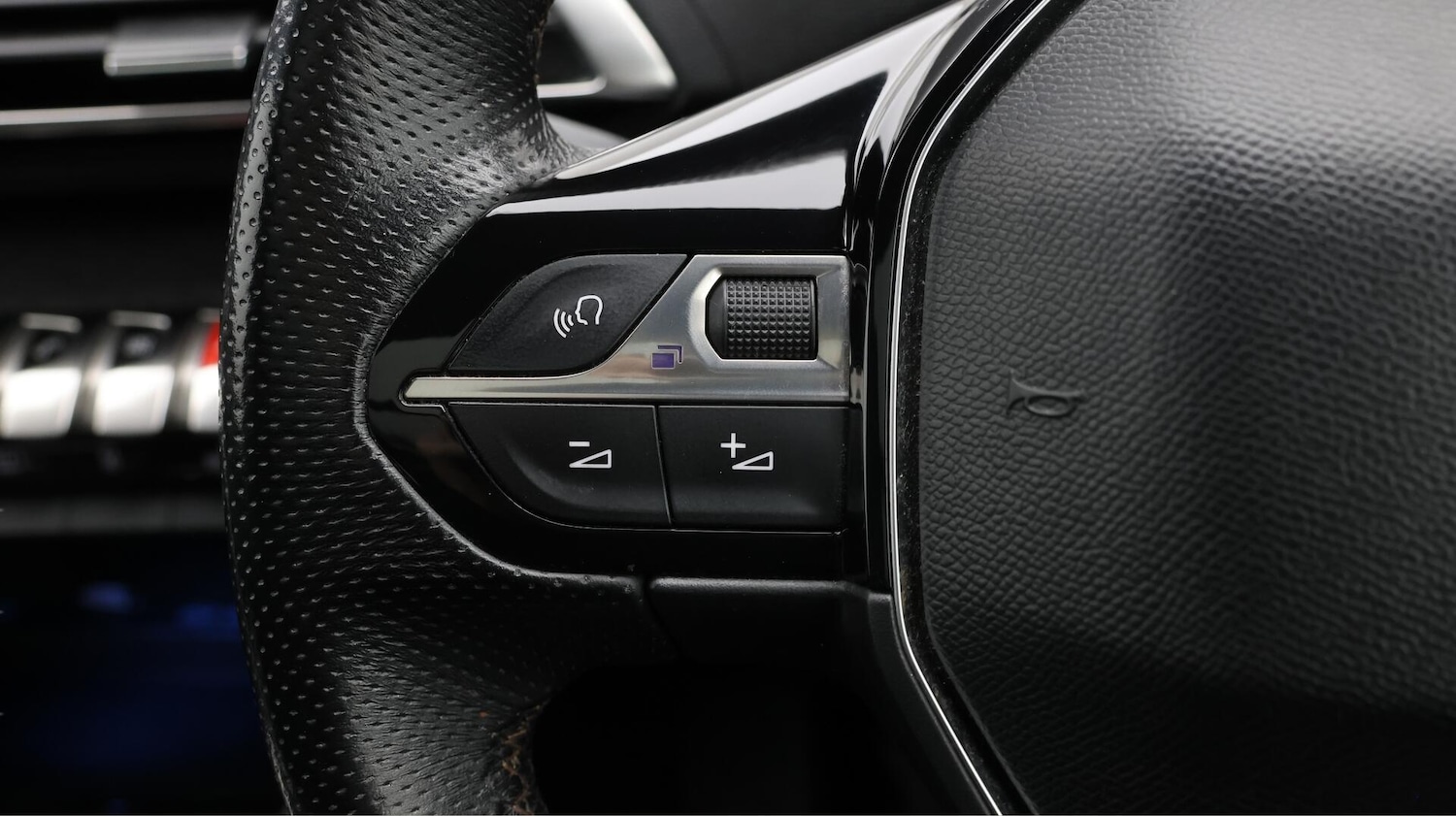 Used Peugeot 3008 2019 for sale - 76550680: Photo 27