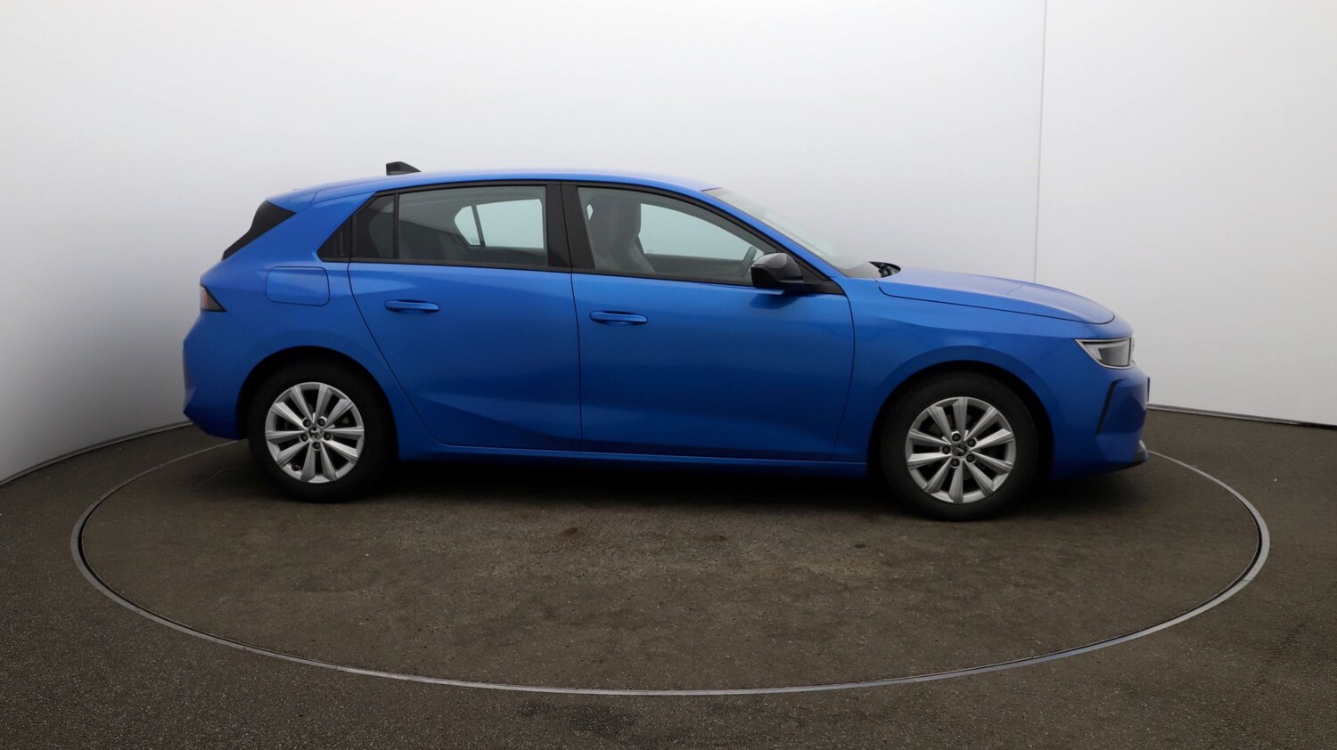 Used Vauxhall Astra for sale - 76810605: Photo 41