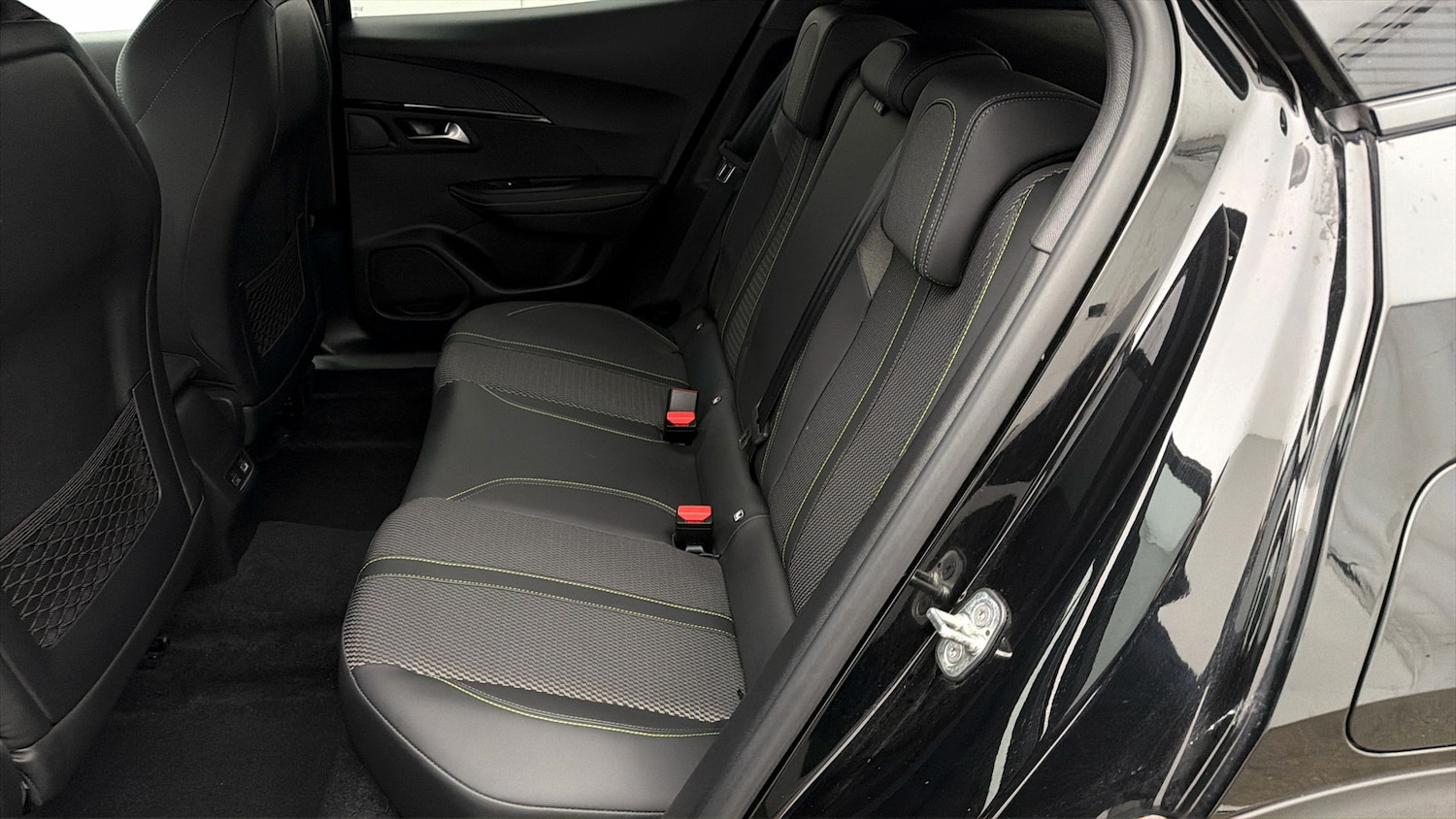 Used Peugeot 2008 2024 for sale - 77945611: Photo 15