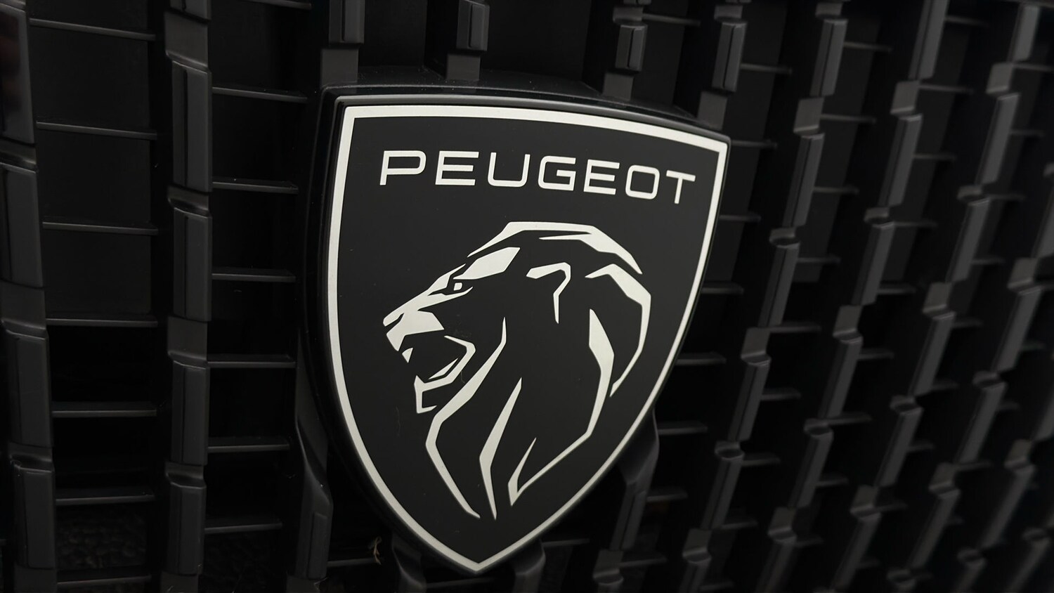 Used Peugeot 2008 2024 for sale - 77945611: Photo 21