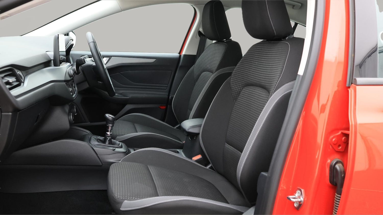 Used Ford Focus 2022 for sale - 76538667: Photo 15