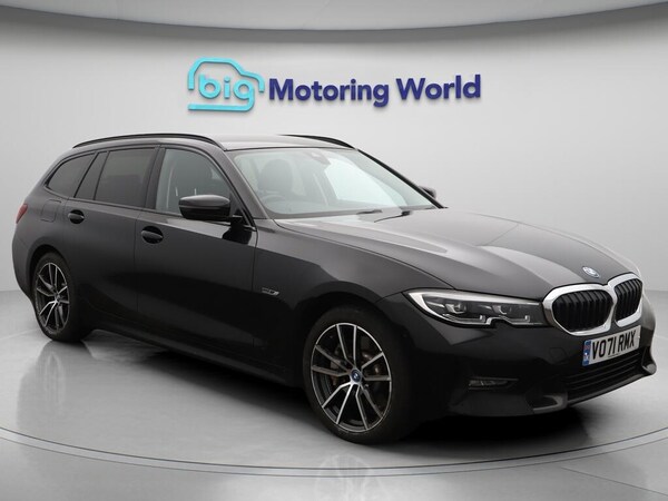 Used BMW 3 Series 2021 for sale - 76189771: Photo 1