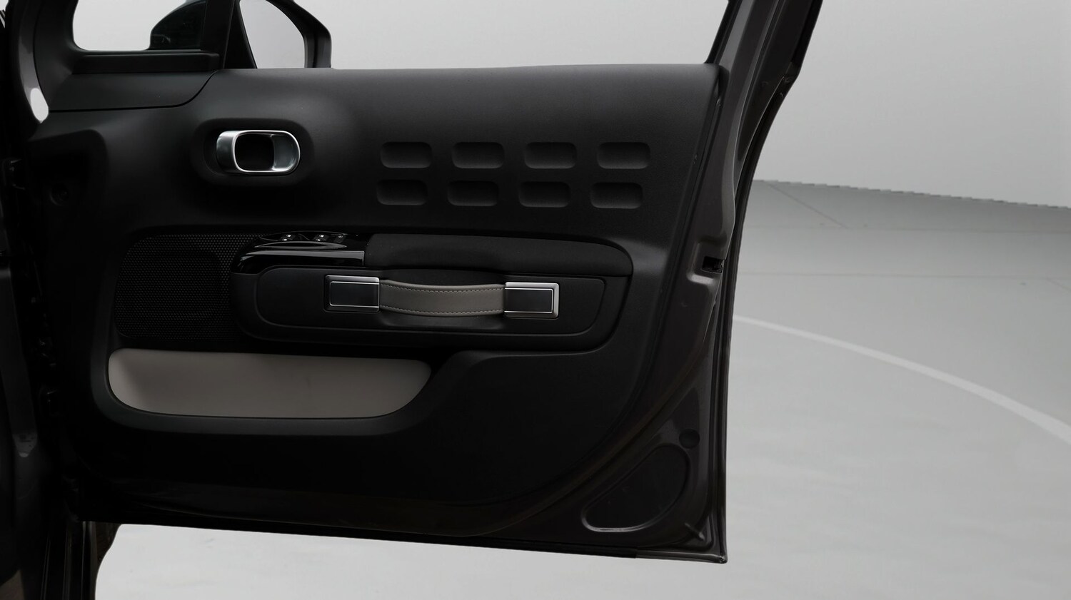 Used Citroen C3 for sale - 77831208: Photo 15