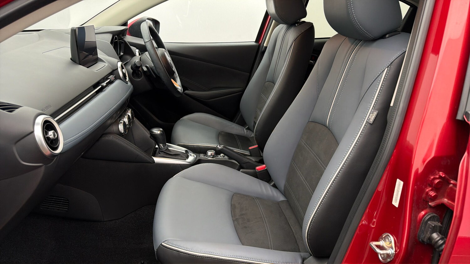 Used Mazda Mazda2 2023 for sale - 78121423: Photo 13