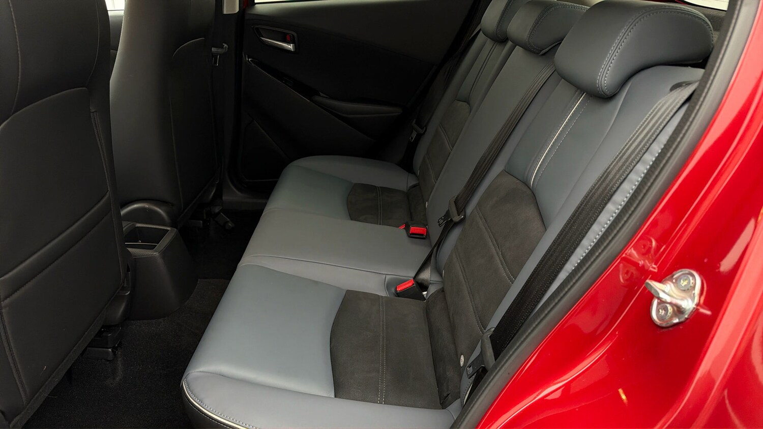 Used Mazda Mazda2 2023 for sale - 78121423: Photo 15