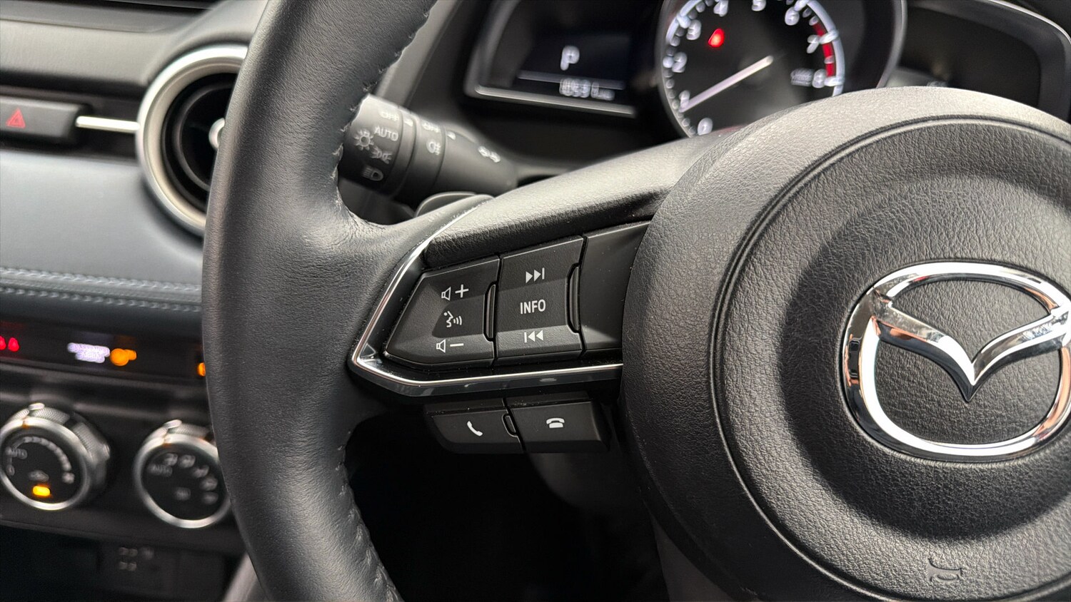 Used Mazda Mazda2 2023 for sale - 78121423: Photo 23