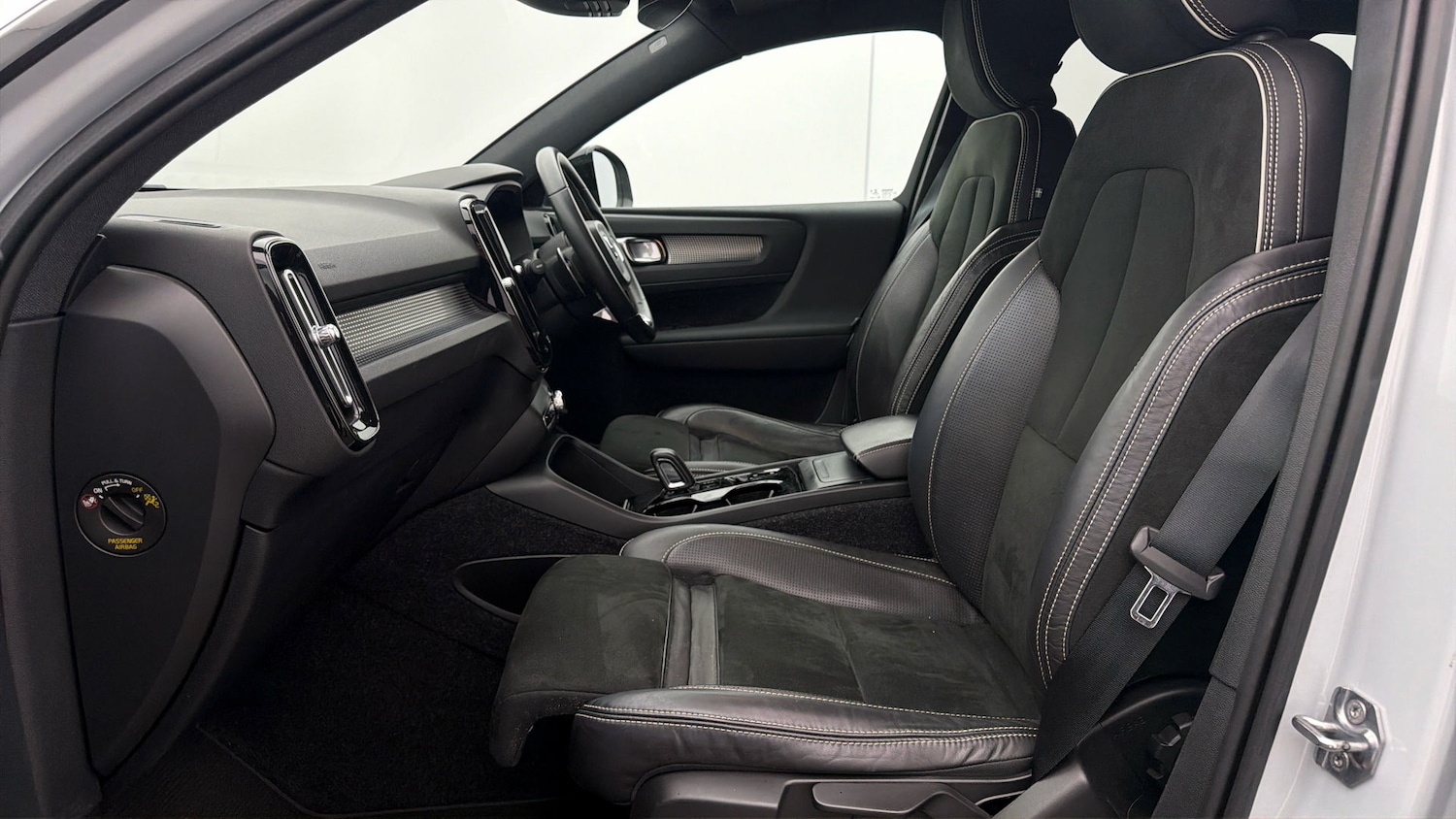 Used Volvo XC40 2019 for sale - 77946283: Photo 13