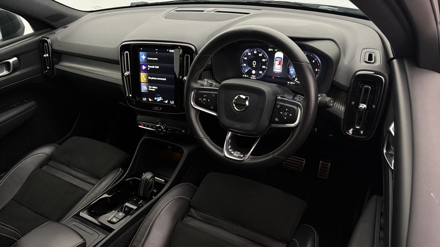 Used Volvo XC40 2019 for sale - 77946283: Photo 9