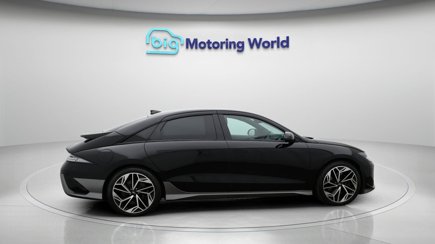 Used Hyundai IONIQ 6 2023 for sale - 77715201: Photo 8