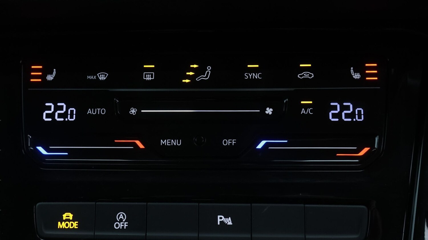 Used Volkswagen Touran for sale - 77715204: Photo 12