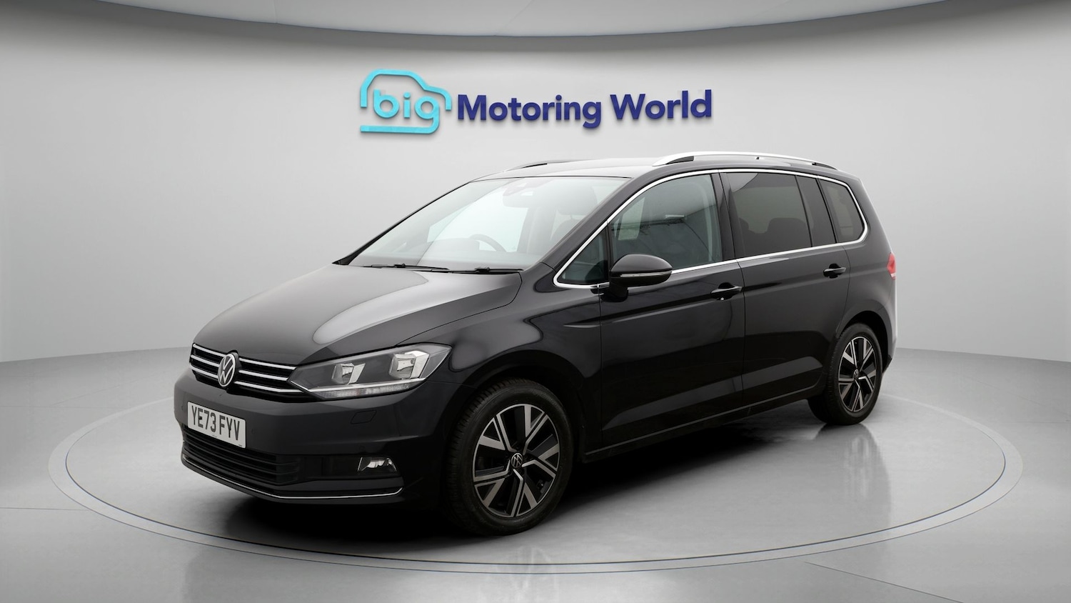 Used Volkswagen Touran for sale - 77715204: Photo 3