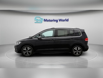 Used Volkswagen Touran 2023 for sale - 77715204: Photo