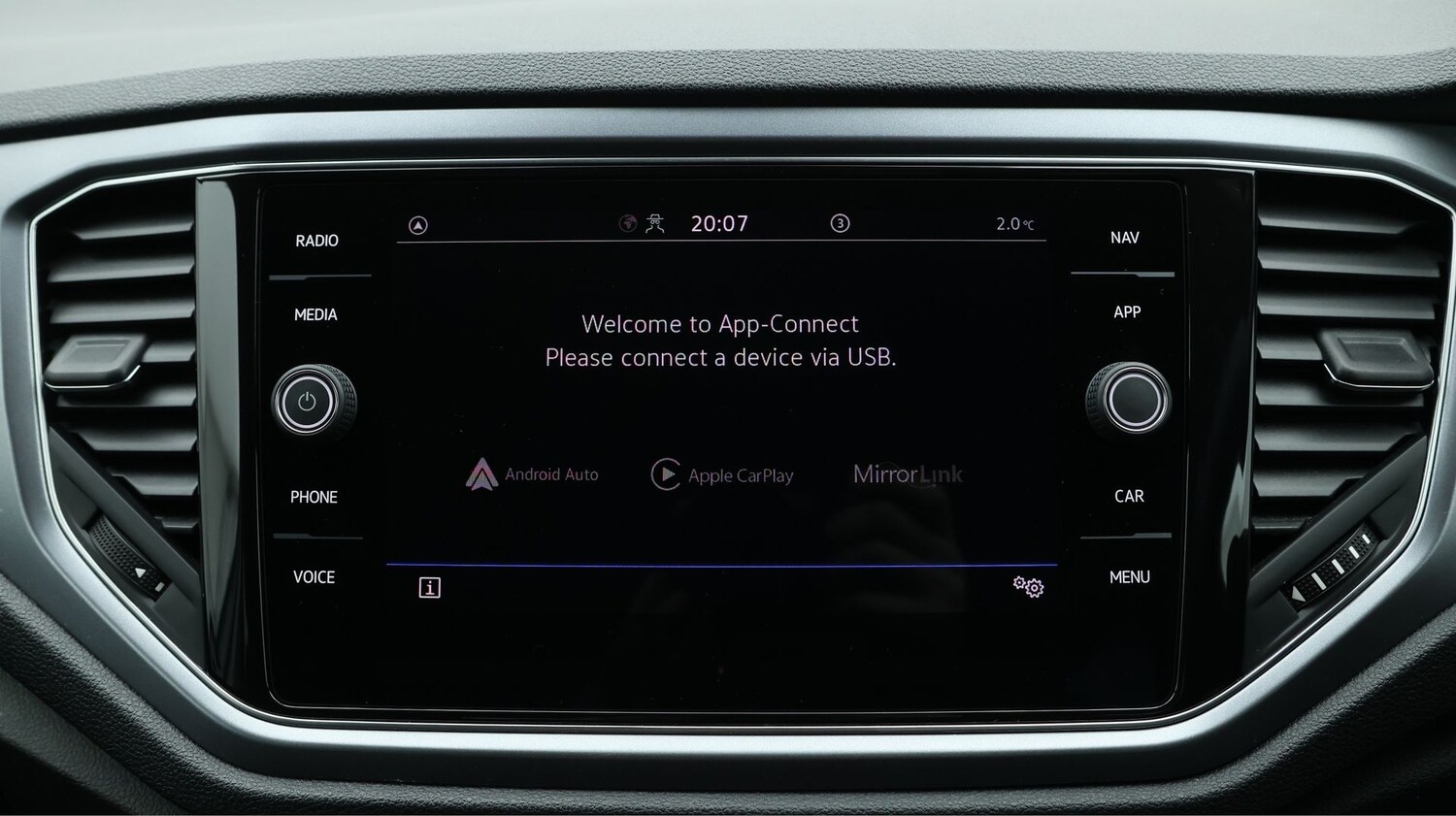 Used Volkswagen T-Roc for sale - 77182010: Photo 23