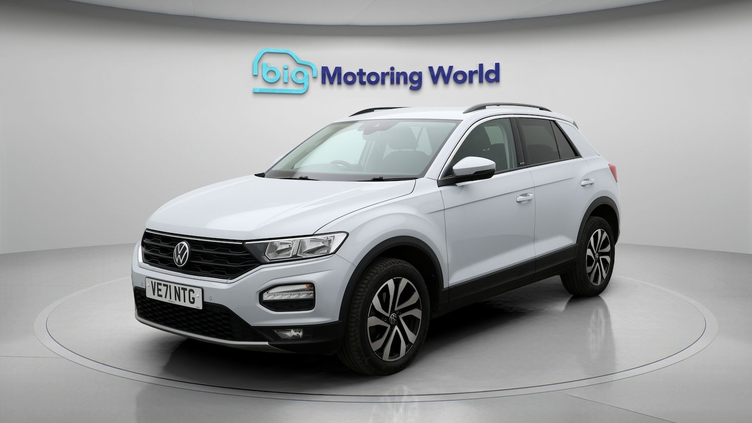 Used Volkswagen T-Roc for sale - 77182010: Photo 3