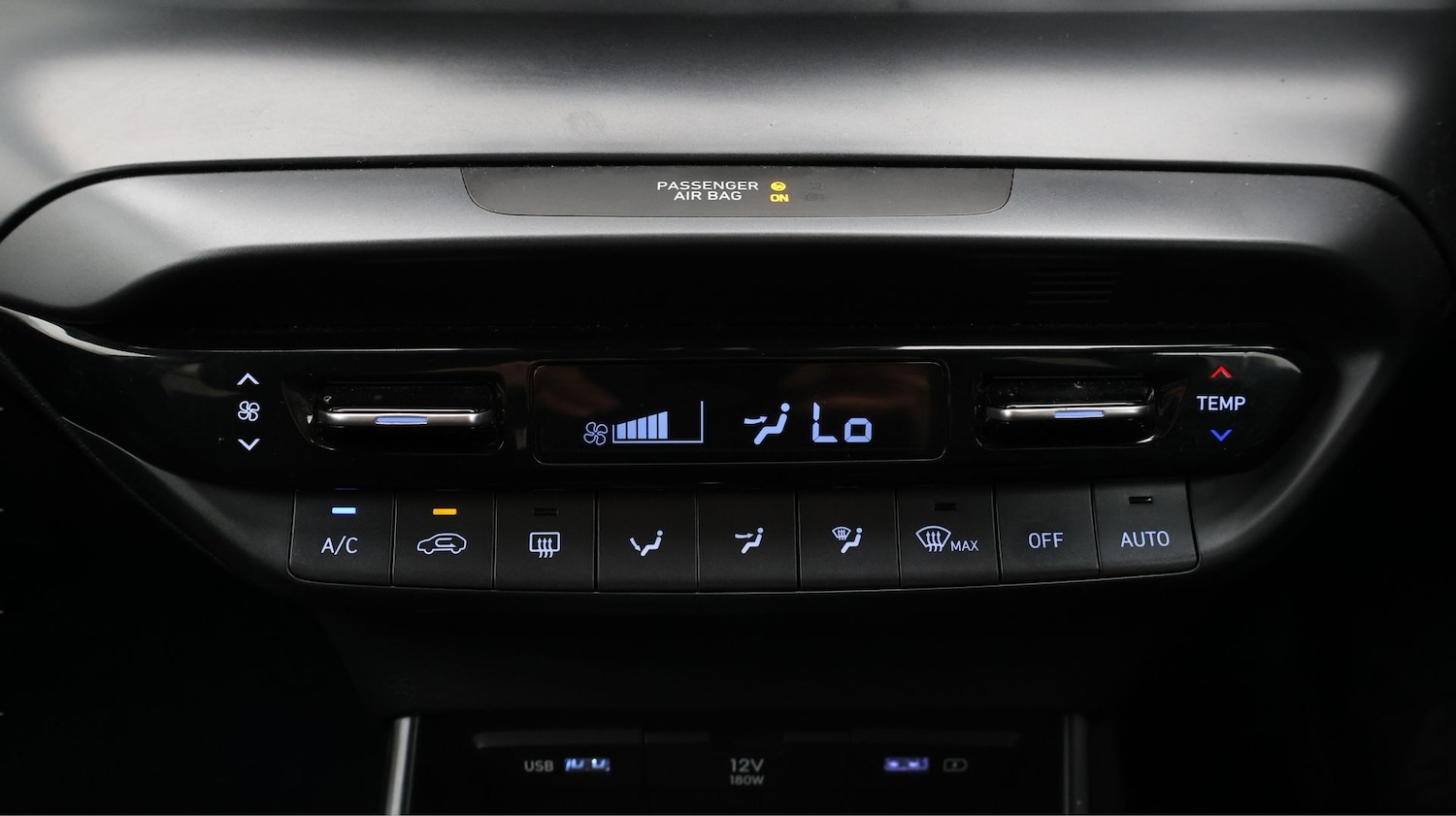 Used Hyundai BAYON 2022 for sale - 77501998: Photo 12