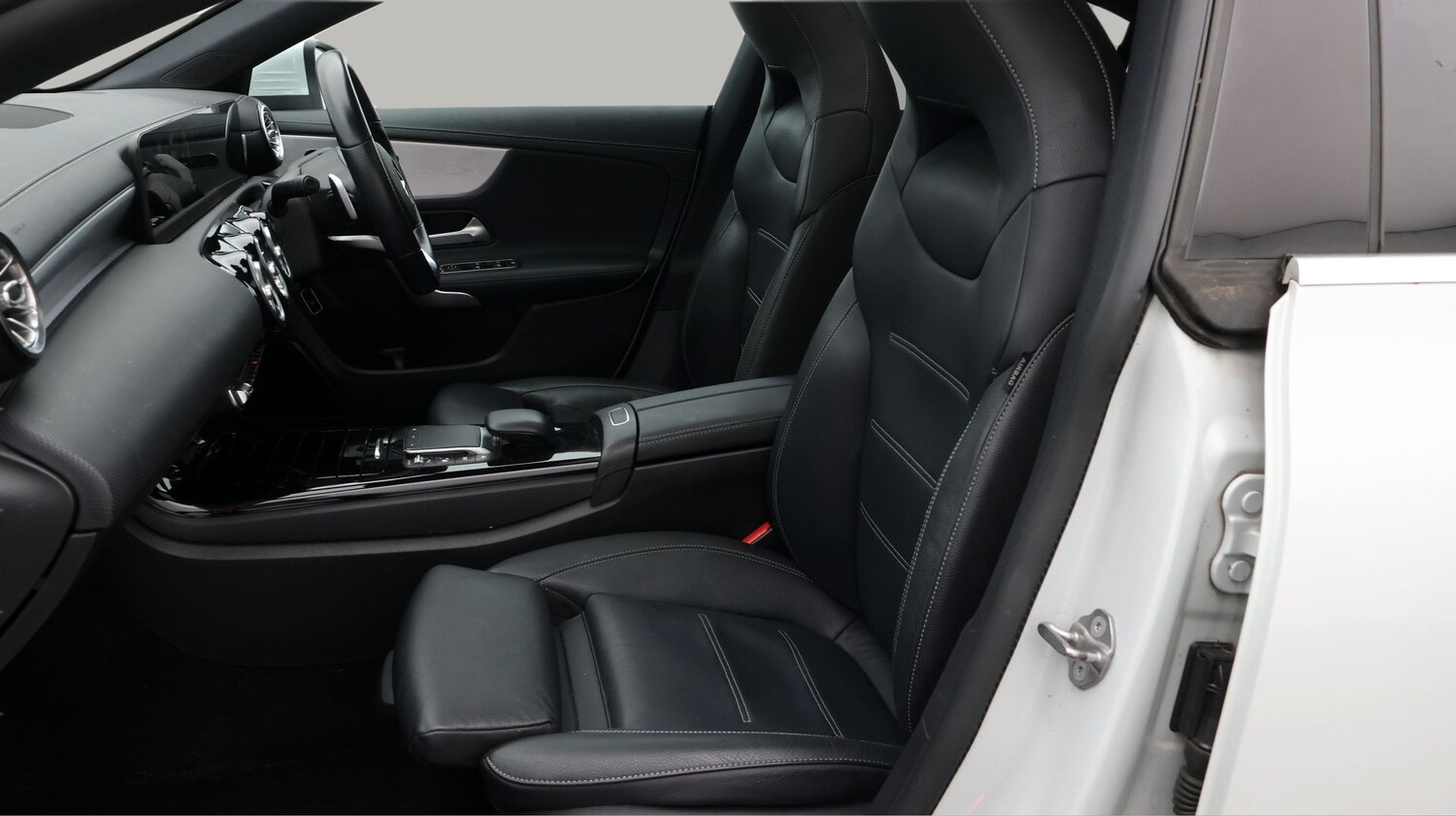 Used Mercedes-Benz CLA 2020 for sale - 77363826: Photo 14