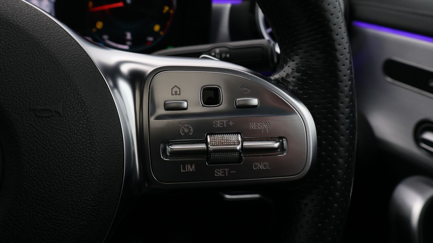 Used Mercedes-Benz CLA 2020 for sale - 77363826: Photo 27