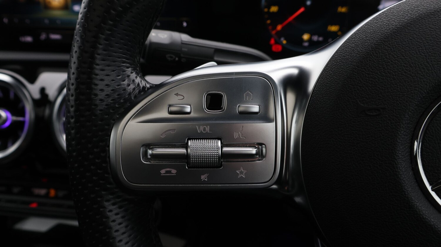 Used Mercedes-Benz CLA 2020 for sale - 77363826: Photo 28