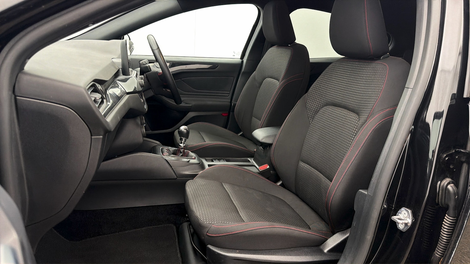 Used Ford Focus 2022 for sale - 78106602: Photo 13