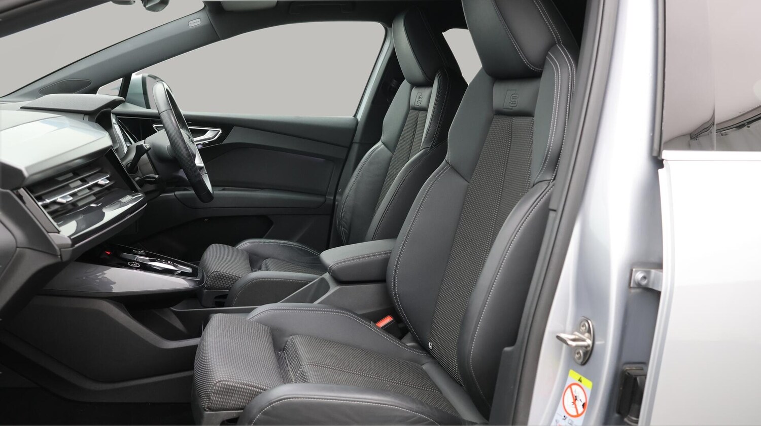 Used Audi Q4 e-tron 2021 for sale - 76657690: Photo 15