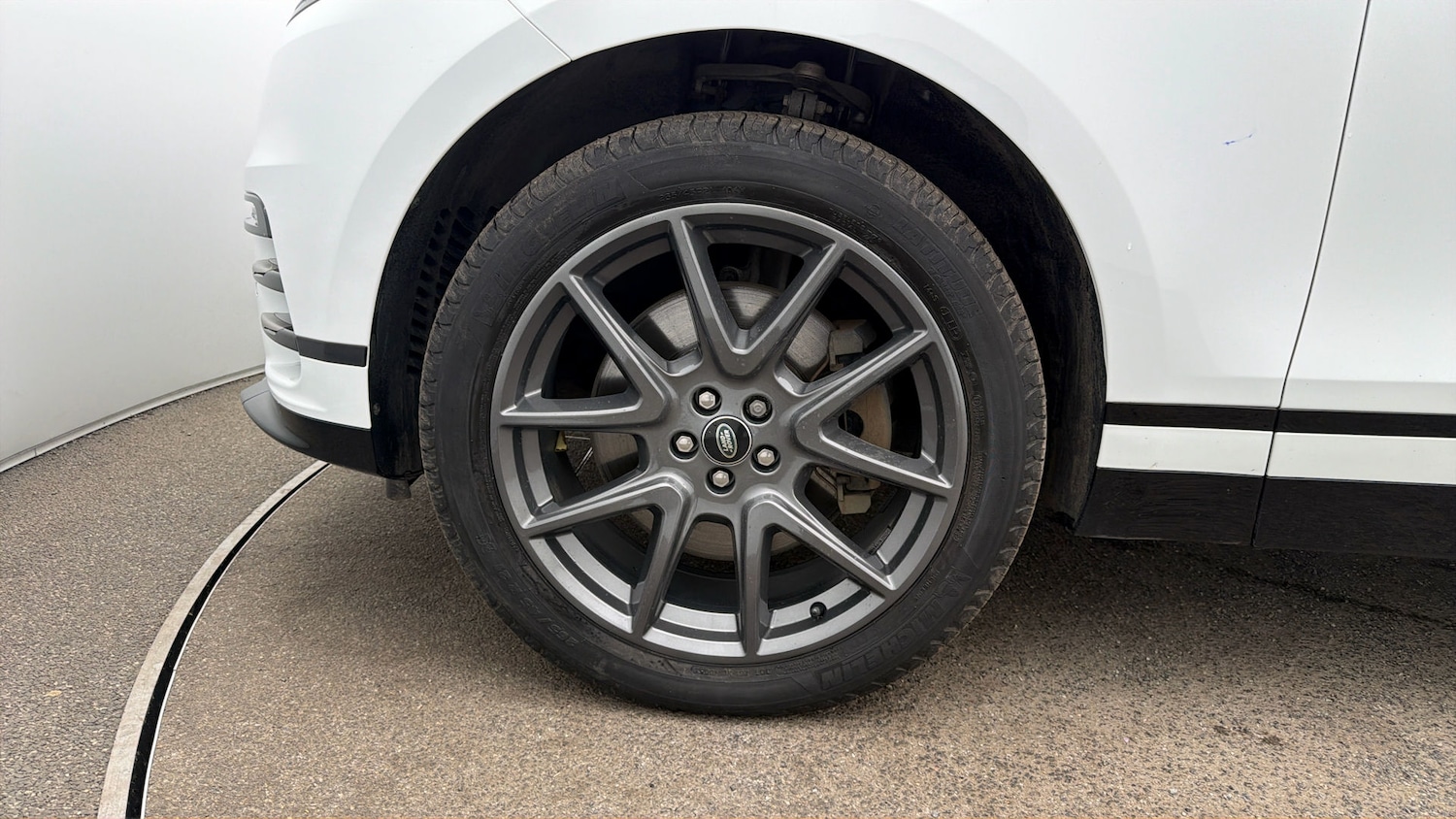 Used Land Rover Range Rover Velar 2024 for sale - 77975771: Photo 17