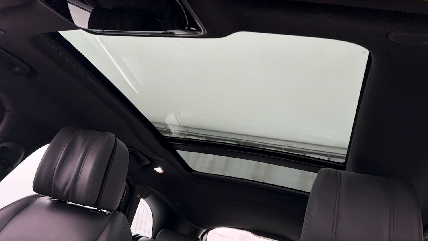 Used Land Rover Range Rover Velar 2024 for sale - 77975771: Photo 28