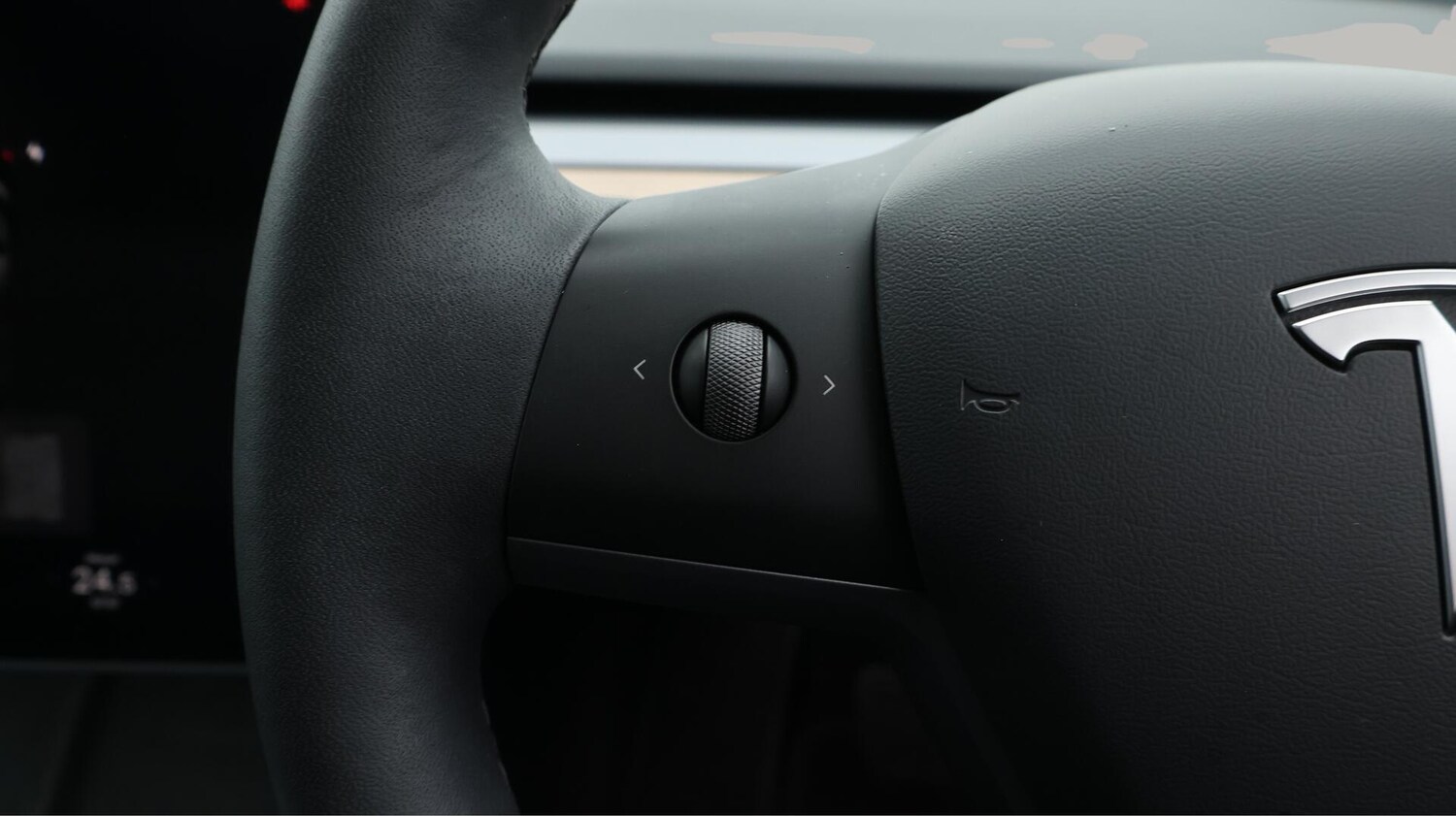 Used Tesla Model 3 for sale - 76485781: Photo 26