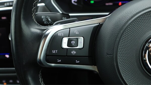 Used Volkswagen Tiguan 2020 for sale - 76238776: Photo 26