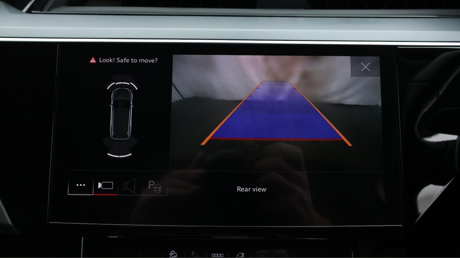 Used Audi e-tron 2022 for sale - 76458056: Photo 25