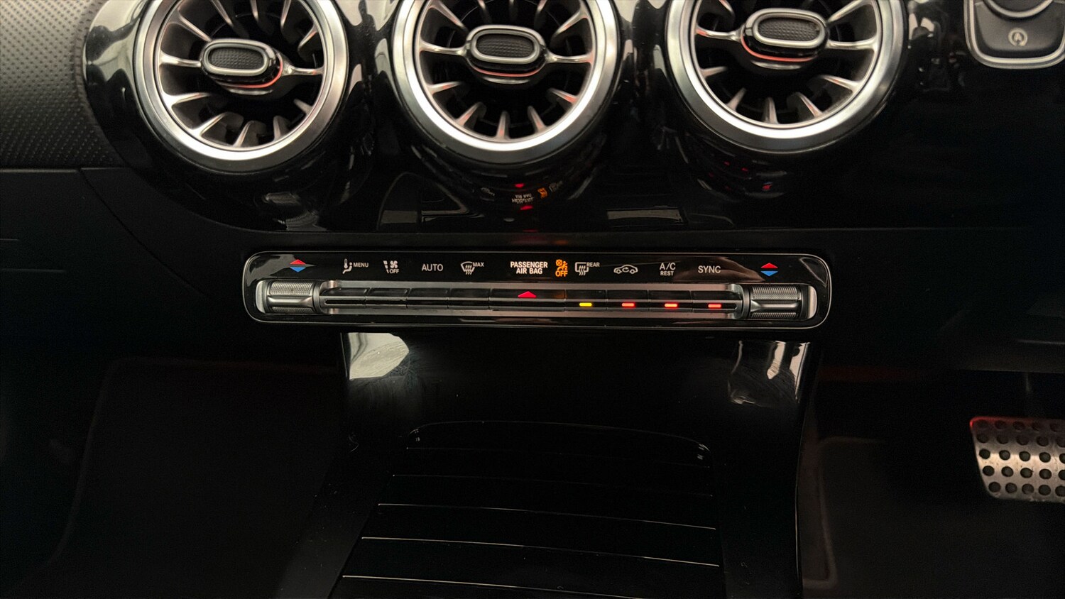 Used Mercedes-Benz A-Class 2022 for sale - 78210131: Photo 11