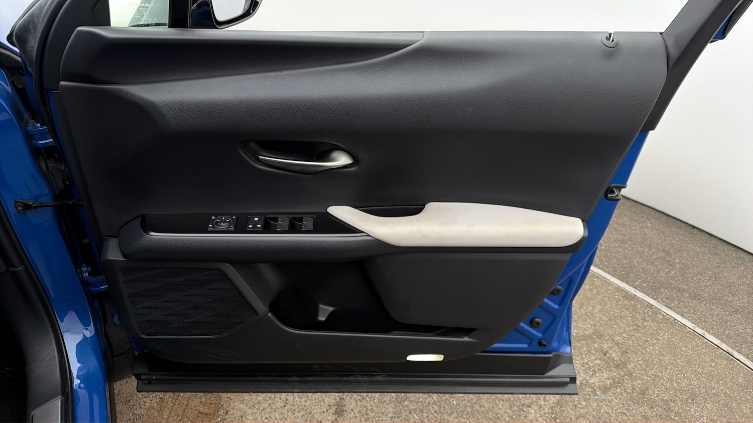 Used Lexus UX 2021 for sale - 77945861: Photo 14