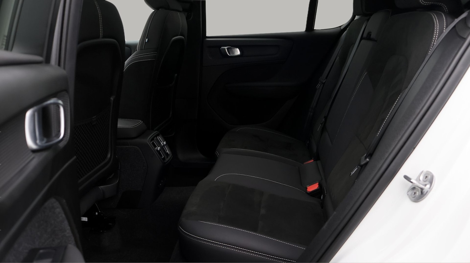 Used Volvo C40 2023 for sale - 77688913: Photo 16